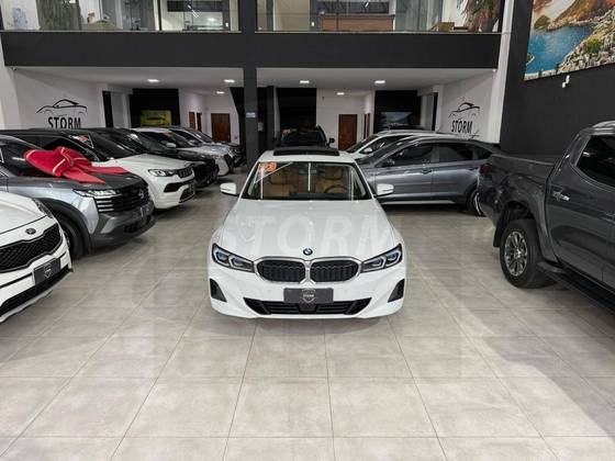 BMW 320i 2.0 16V TURBO FLEX M SPORT AUTOMÁTICO BMW 320i 2.0 16V TURBO FLEX M SPORT AUTOMÁTICO
